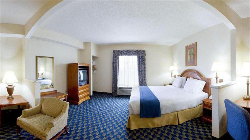 Armoni Inn & Suites Orangeburg Exterior photo